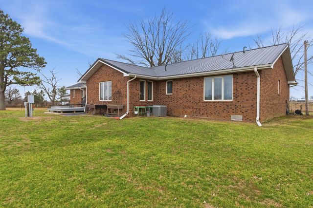 2190 St Highway 181, Dora, MO 65637