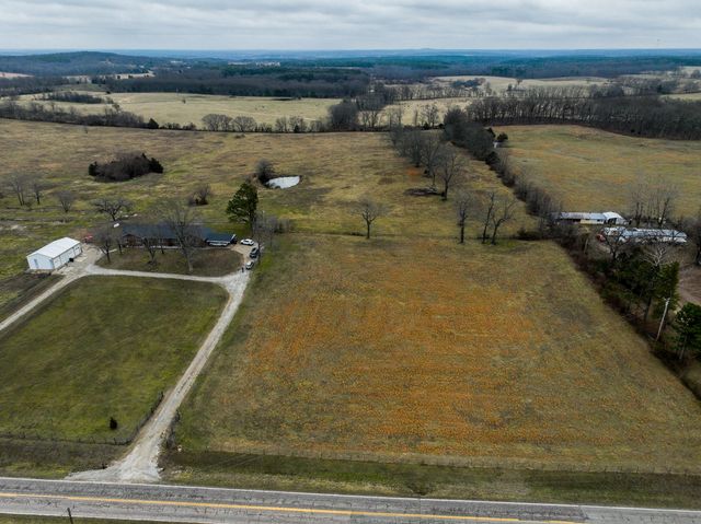 2190 St Highway 181, Dora, MO 65637