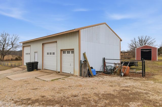 2190 St Highway 181, Dora, MO 65637