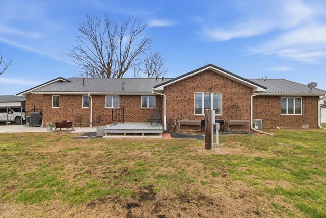 2190 St Highway 181, Dora, MO 65637