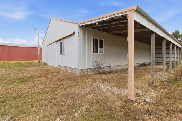 2190 St Highway 181, Dora, MO 65637