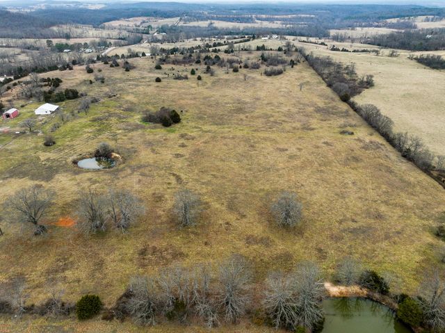 2190 St Highway 181, Dora, MO 65637