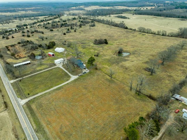 2190 St Highway 181, Dora, MO 65637