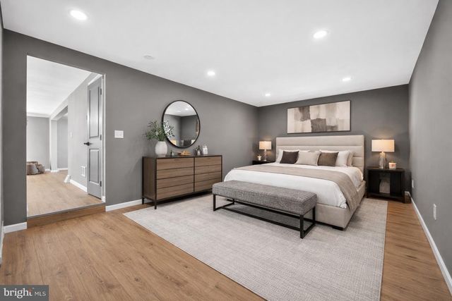 299 KENT RD, Warminster, PA 18974