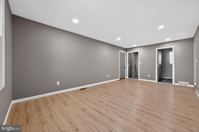 299 KENT RD, Warminster, PA 18974