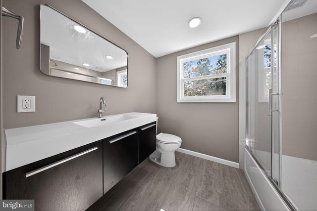 299 KENT RD, Warminster, PA 18974