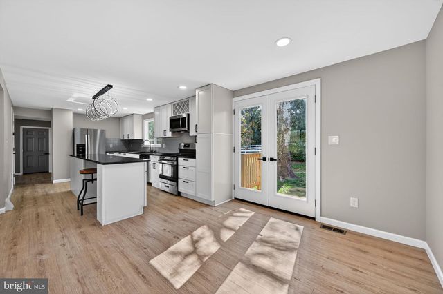 299 KENT RD, Warminster, PA 18974