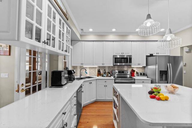 3091 Kings Ct., Little River, SC 29566