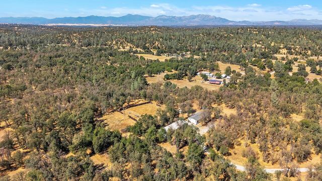 19375 Whippletree Road, Cottonwood, CA 96022