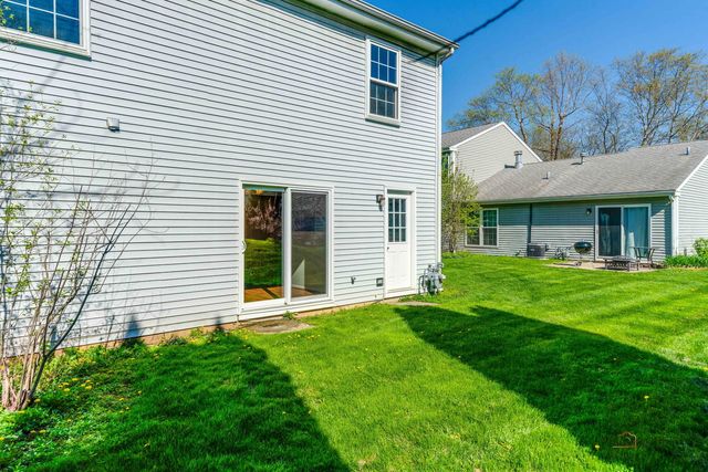 3020 Max Court, Island Lake, IL 60042