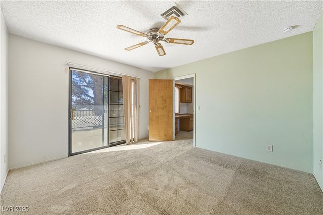 701 Bourbon Street G4, Pahrump, NV 89048