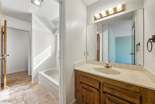 701 Bourbon Street G4, Pahrump, NV 89048