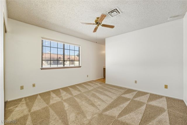 701 Bourbon Street G4, Pahrump, NV 89048