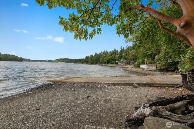381 E Soundview Drive, Shelton, WA 98584