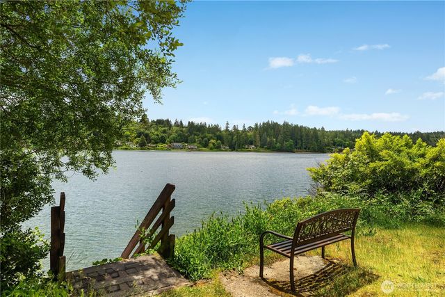 381 E Soundview Drive, Shelton, WA 98584