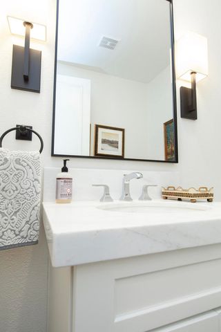 48225 Via Solana, La Quinta, CA 92253