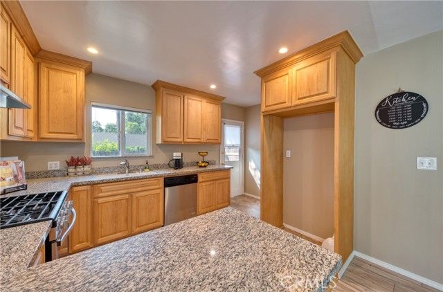 223 N Mountain, Monrovia, CA 91016