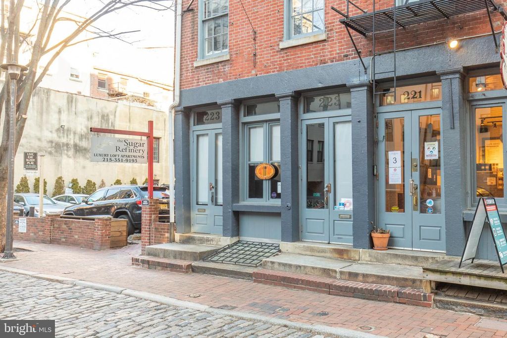 223 CHURCH ST, Philadelphia, PA 19106