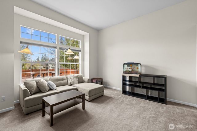 3615 170th Street SW, Lynnwood, WA 98037