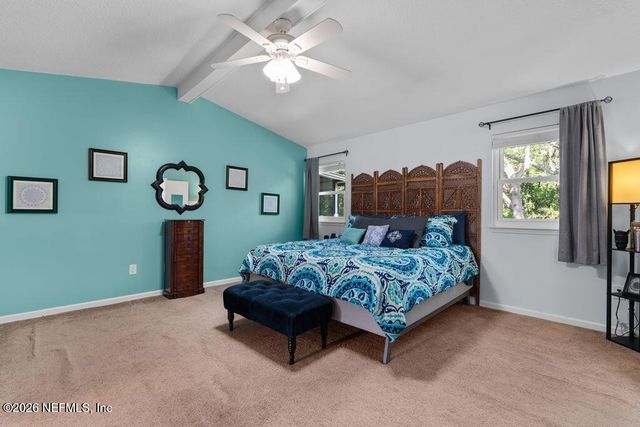3915 MEADOWVIEW Drive N, Jacksonville, FL 32225