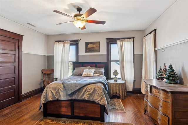 1137 West Street, Grinnell, IA 50112