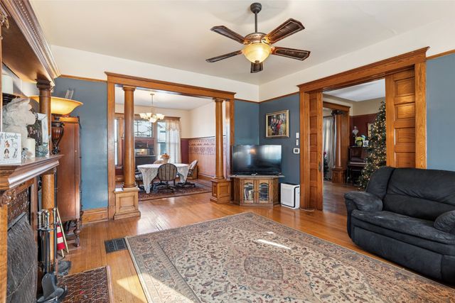 1137 West Street, Grinnell, IA 50112