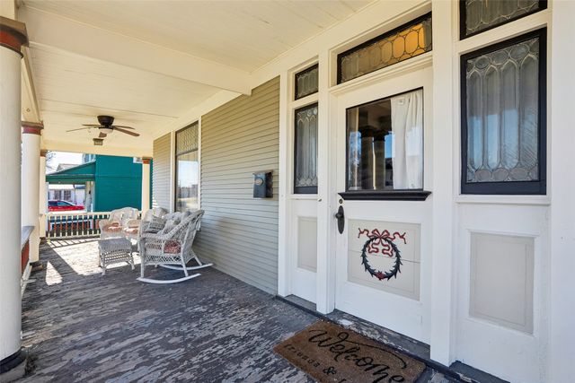 1137 West Street, Grinnell, IA 50112