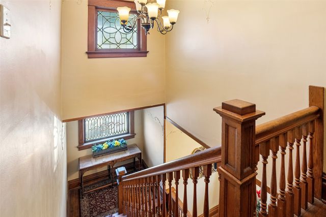 1137 West Street, Grinnell, IA 50112