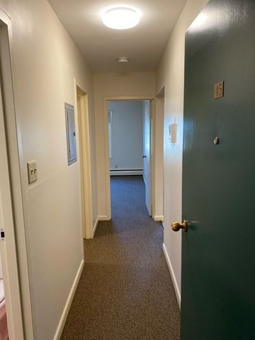 8 Chauncy 49, Weymouth, MA 02190