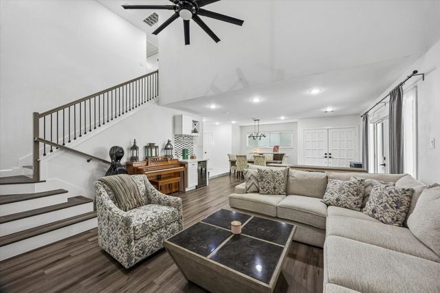 1420 Indiana Street, Houston, TX 77006