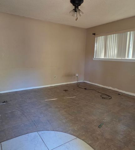 4482 Rochelle Drive, Pensacola, FL 32506