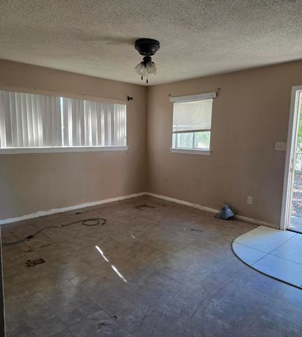 4482 Rochelle Drive, Pensacola, FL 32506