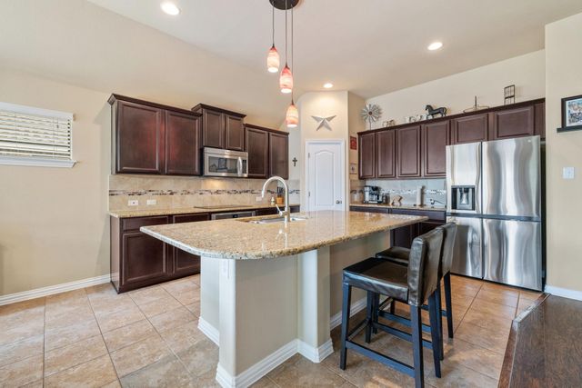 921 Tabernash DR, Leander, TX 78641