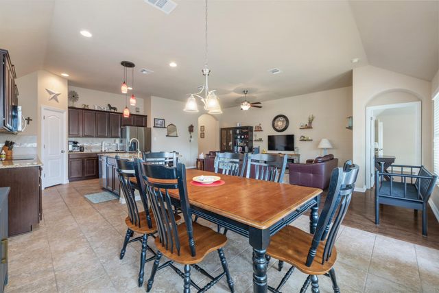 921 Tabernash DR, Leander, TX 78641