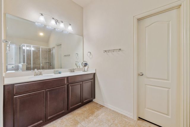 921 Tabernash DR, Leander, TX 78641