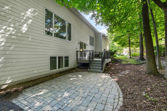 2888 Forest Ridge, Chaska, MN 55318