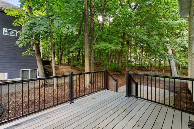 2888 Forest Ridge, Chaska, MN 55318