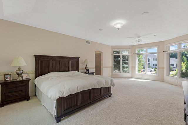 2888 Forest Ridge, Chaska, MN 55318