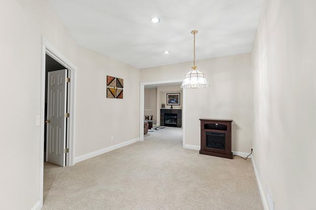 2888 Forest Ridge, Chaska, MN 55318