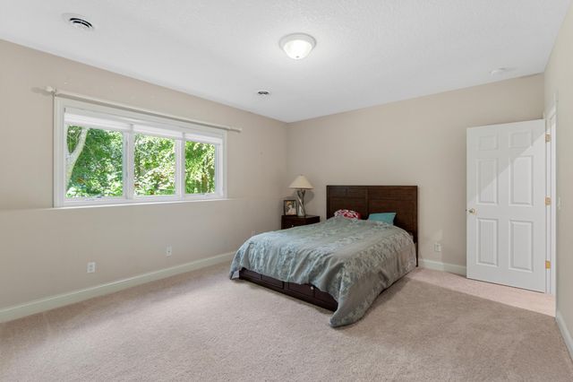 2888 Forest Ridge, Chaska, MN 55318