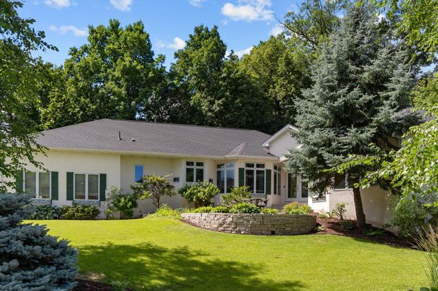 2888 Forest Ridge, Chaska, MN 55318