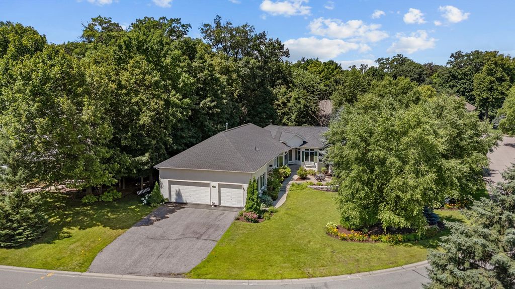 2888 Forest Ridge, Chaska, MN 55318 — photo 3