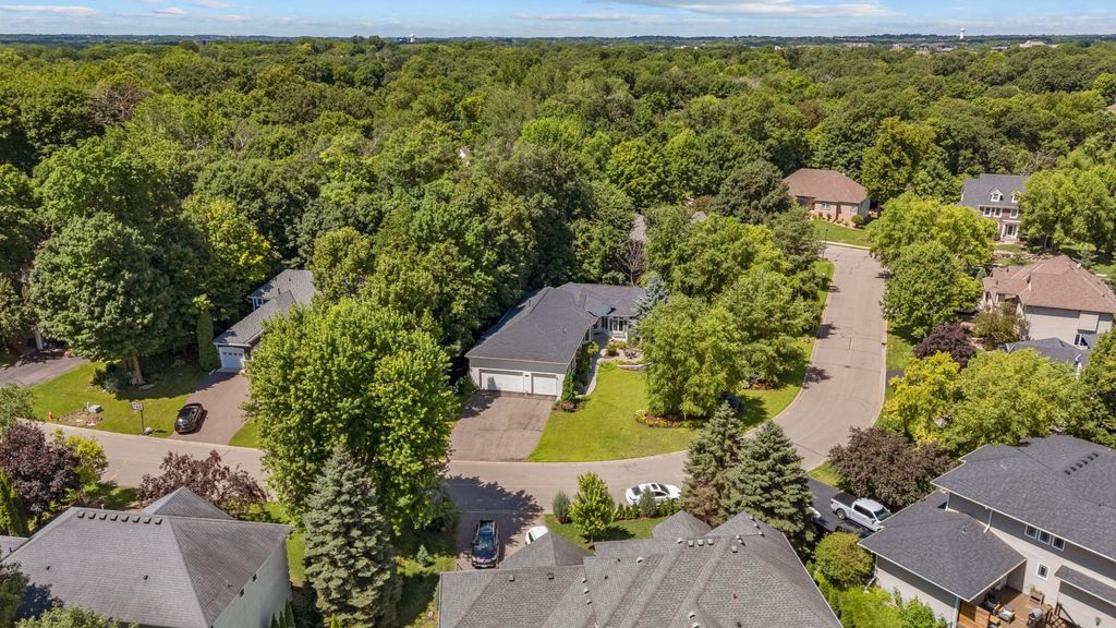 2888 Forest Ridge, Chaska, MN 55318 — photo 4