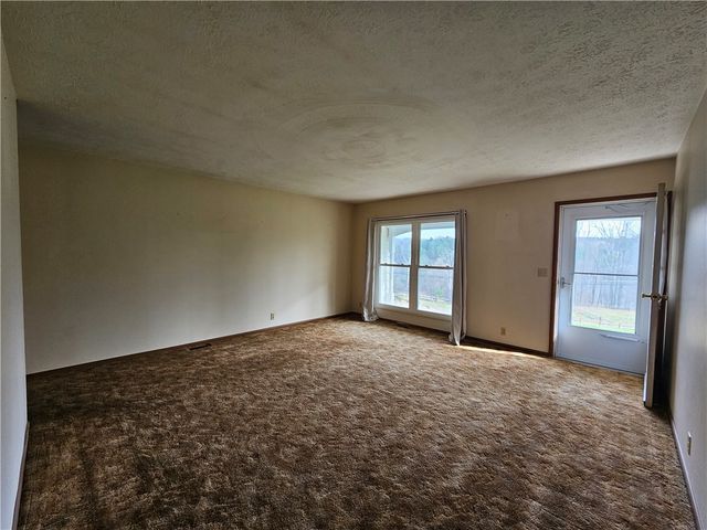 3963 Watkins Road, Veteran, NY 14872