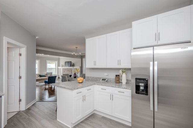 8144 S Green Street, Chicago, IL 60620