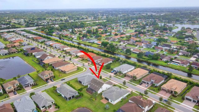 8433 Vaulting Drive, Lake Worth, FL 33467