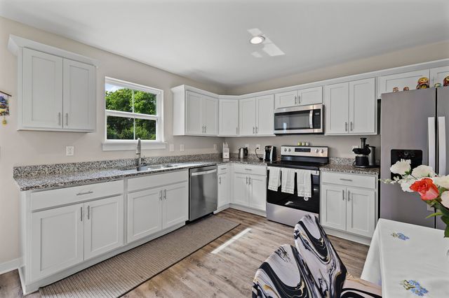 308 Myatt Dr, Madison, TN 37115