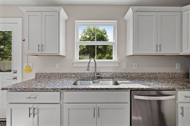 308 Myatt Dr, Madison, TN 37115