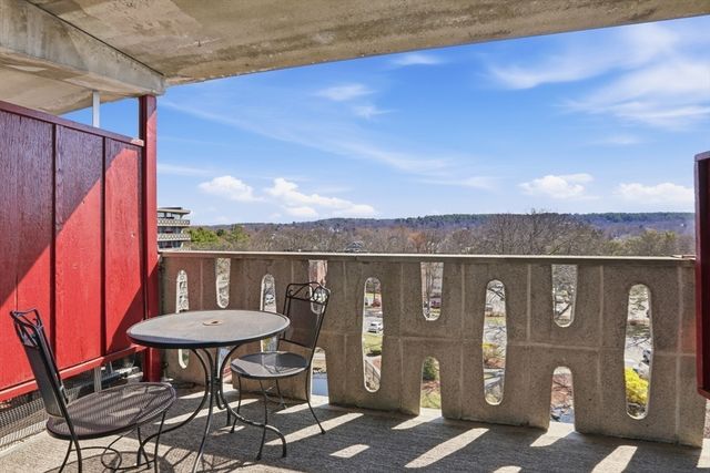 200 Swanton St 621, Winchester, MA 01890