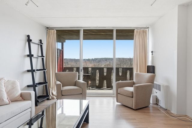 200 Swanton St 621, Winchester, MA 01890